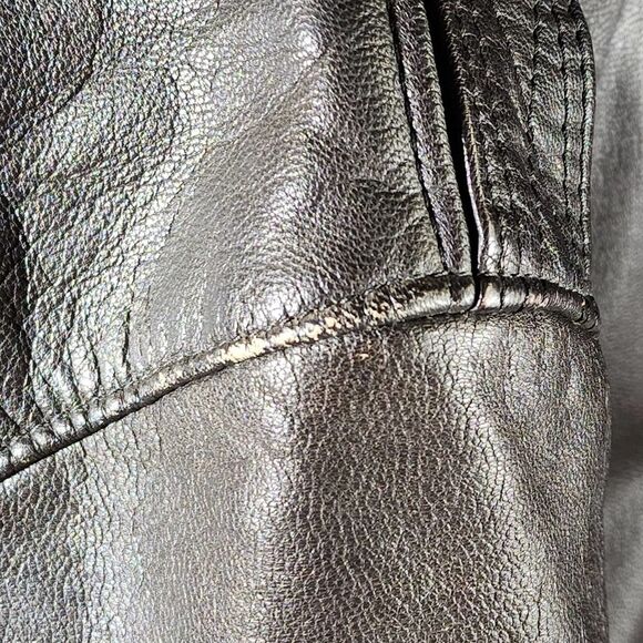 Vintage L.L. BEAN Brown Leather Flight Bomber Jacket - Picture 4 of 12